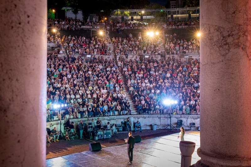 МУЗИКАЛНИ ФЕСТИВАЛИ: Класика, Камерна Музика и Фолклорно Наследство