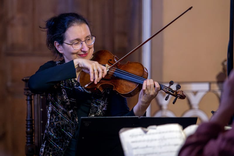 МУЗИКАЛНИ ФЕСТИВАЛИ: Класика, Камерна Музика и Фолклорно Наследство