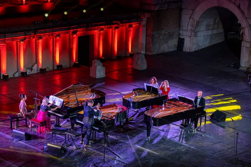 МУЗИКАЛНИ ФЕСТИВАЛИ: Класика, Камерна Музика и Фолклорно Наследство