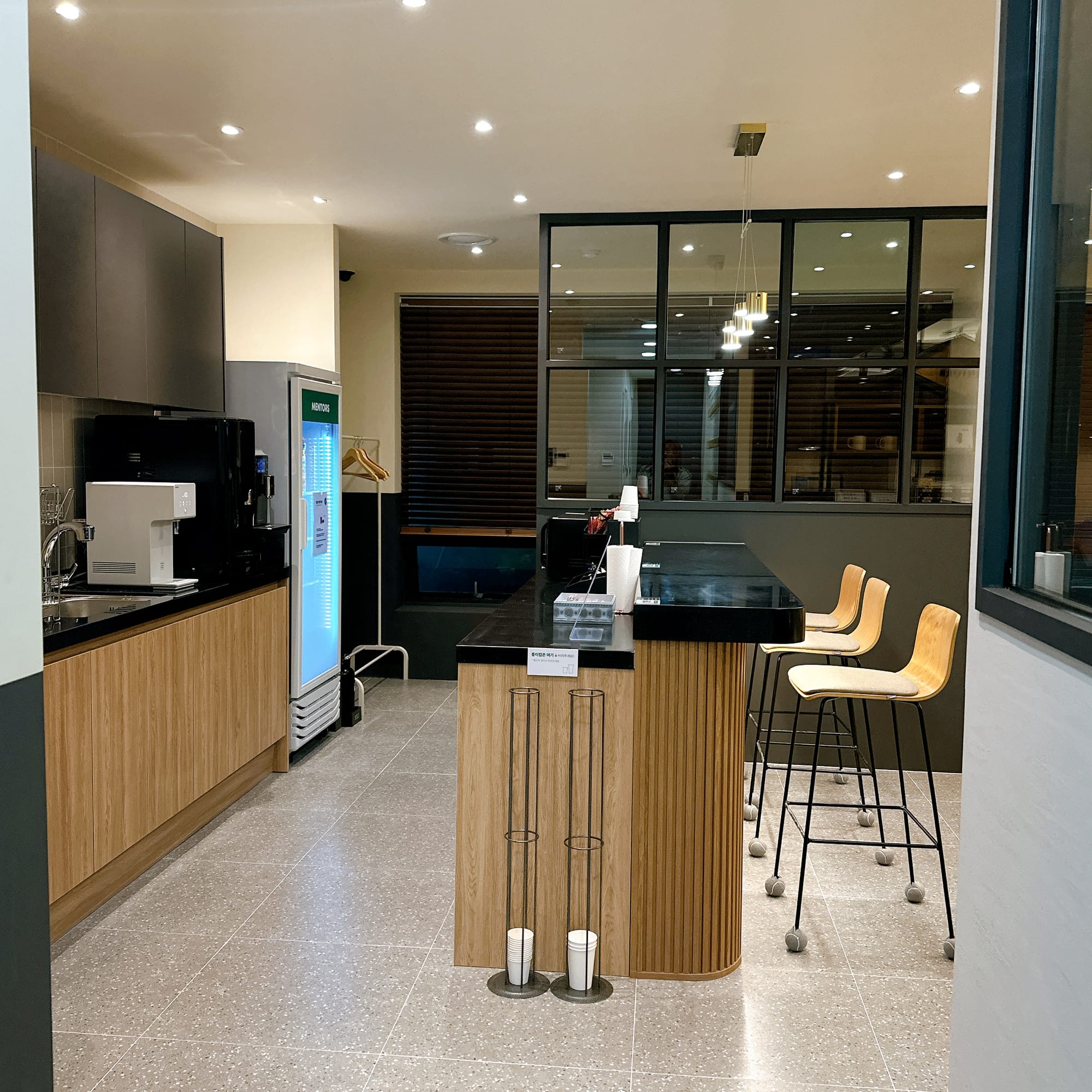 멘토즈스터디까페