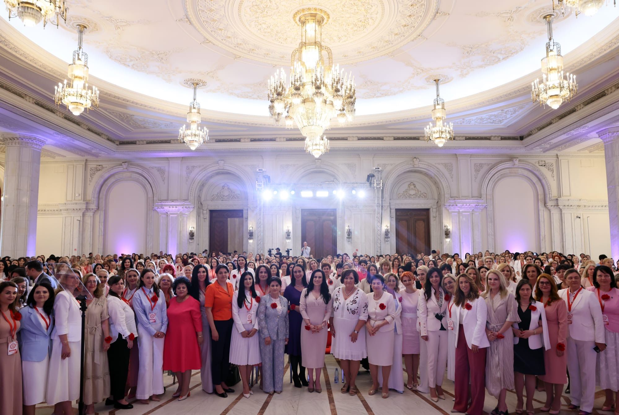 Adelina Paiu, aleasă în echipa doamnei Simona Bucura-Oprescu, în funcția de Secretar General Adjunct al OFSD pentru Regiunea Nord-Est.