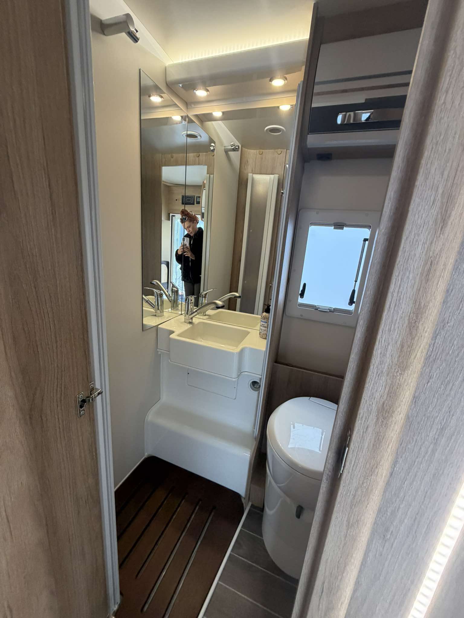 Salle de bain LIFE camping car