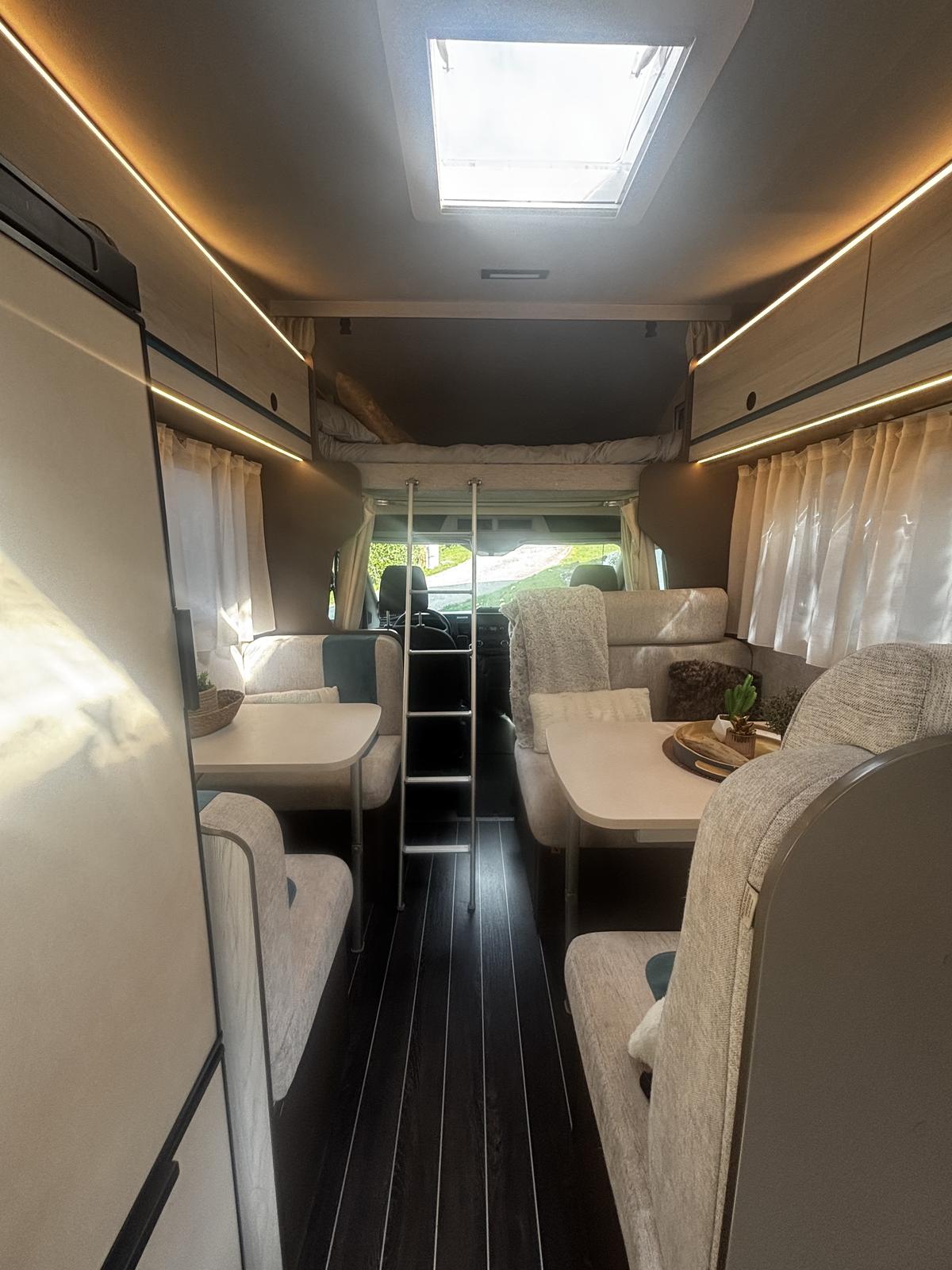Lit capucine camping-car DREAM location Savoie