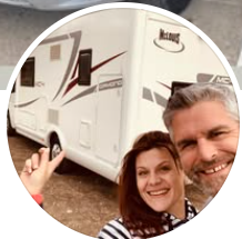 Suivez nous pour ne rien manquer de nos actualités, nouveautés et offres exclusives. Retrouvez toutes nos mises à jour en priorité sur nos réseaux sociaux.