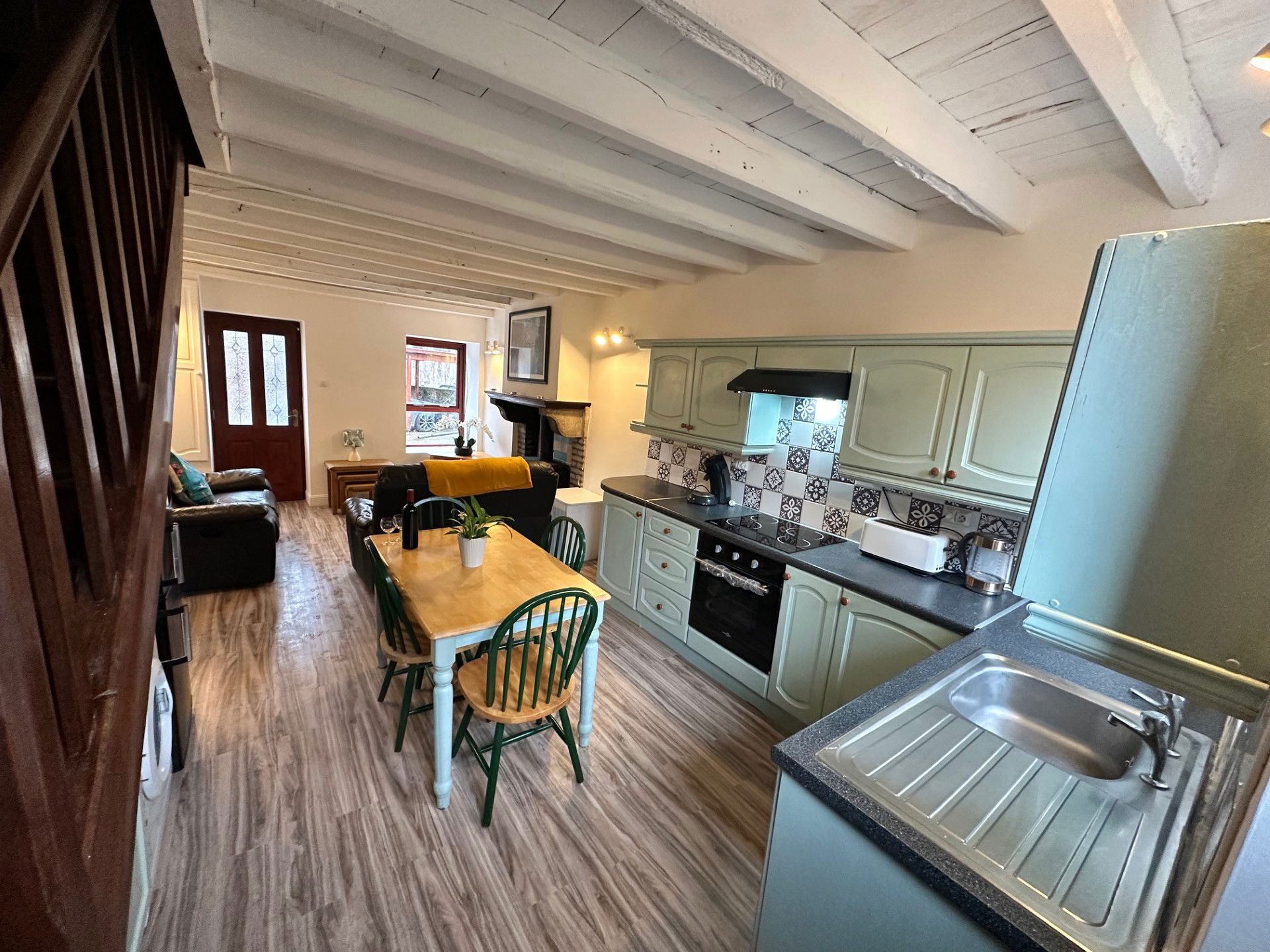 Living/Kitchen/Dining