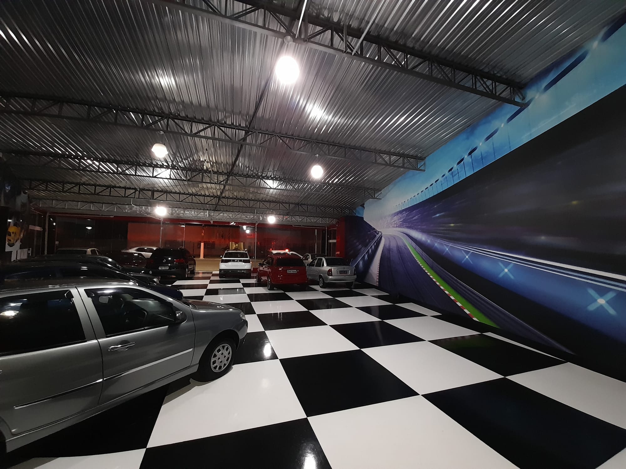 Concessionária de carros - antes