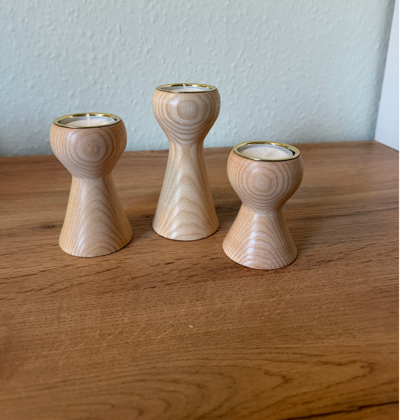 3 stk. Fyrfadsstager i Eg.