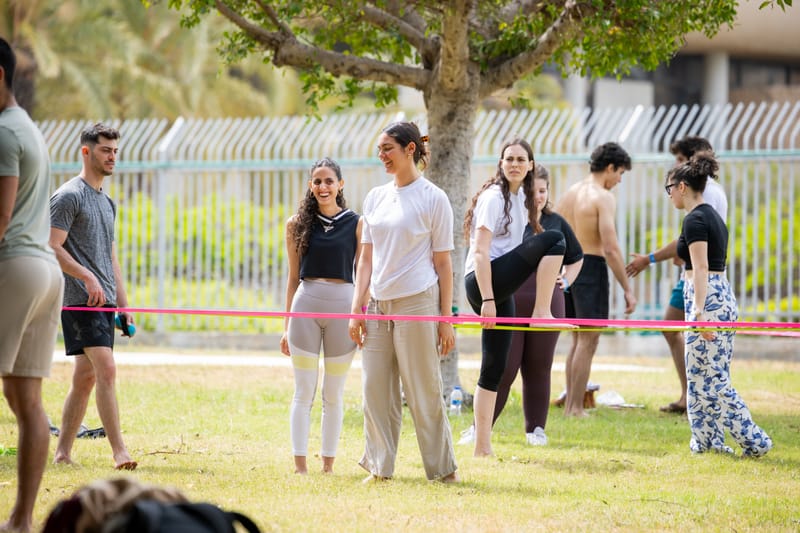 סדנאות העשרה והדרכות בקבוצות