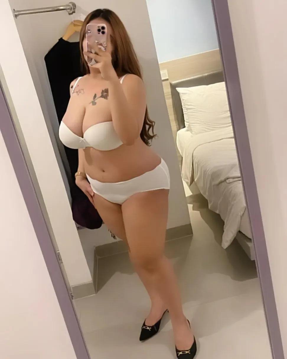 The finest romance with Goa escort service