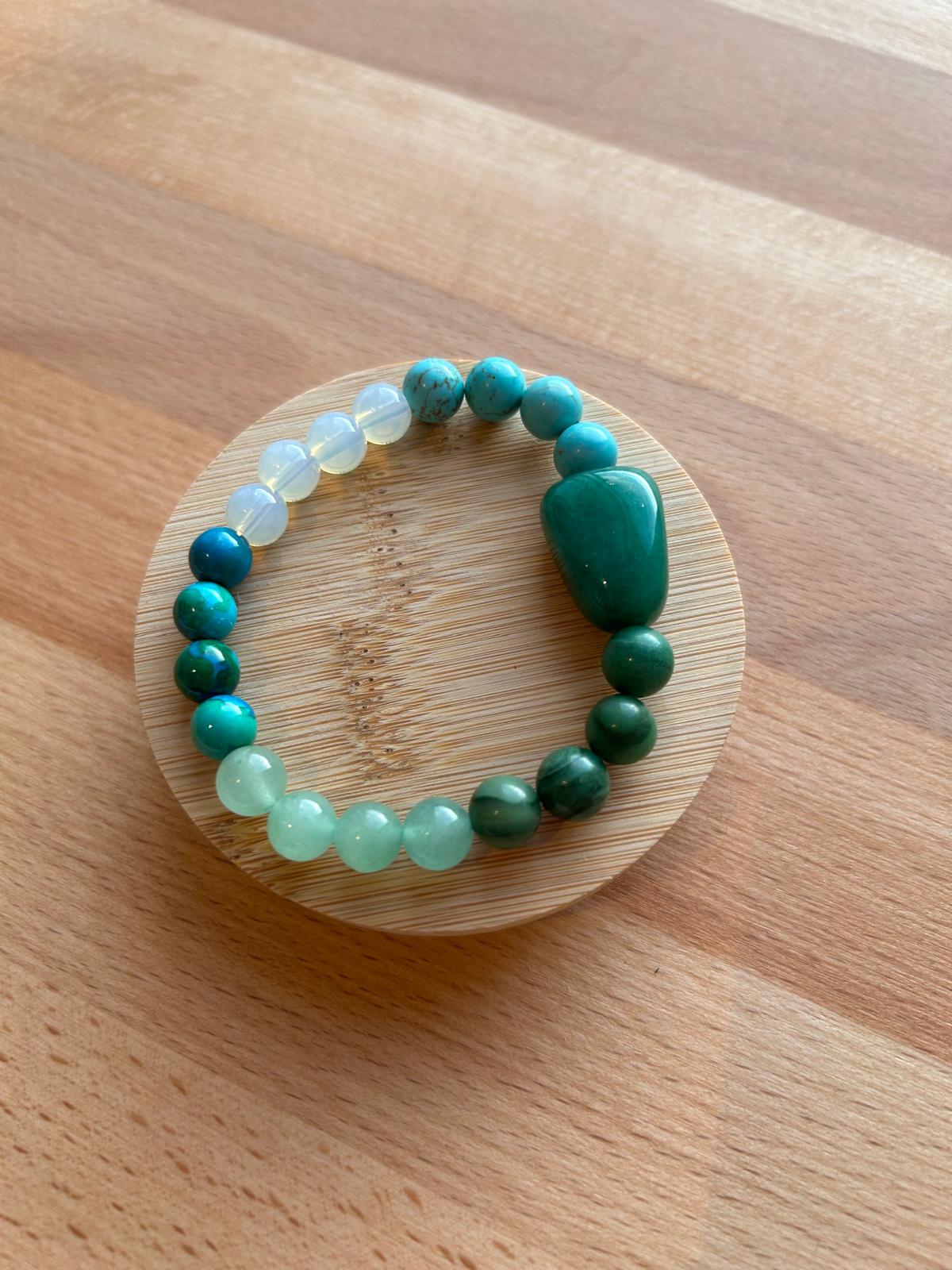 MALACHITE, AMAZONITE, AVENTURINE, AQUAMARINE, MOONSTONE crystal