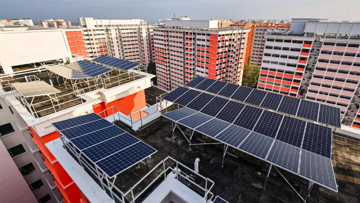 ALL ABOUT ROOFTOP SOLAR: THE DEFINITION, ADVANTAGES, AND DISADVANTAGES