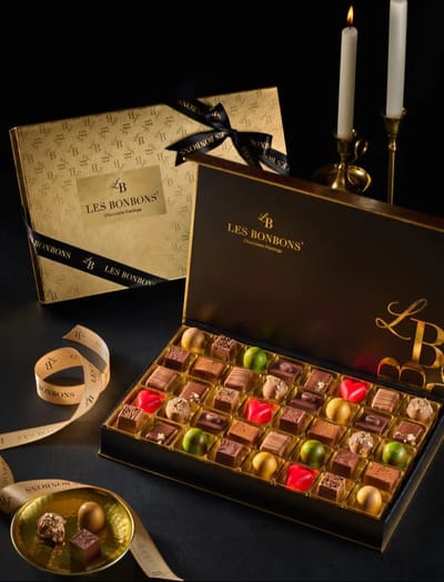 Christmas Chocolate: Celebrate the Season with Sweet Elegance