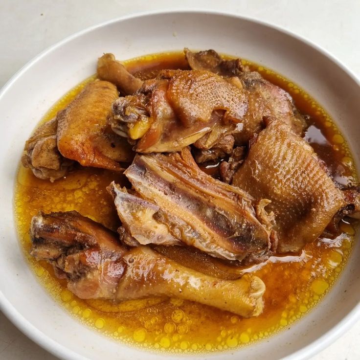 Hardbody Chicken + 2 Sides