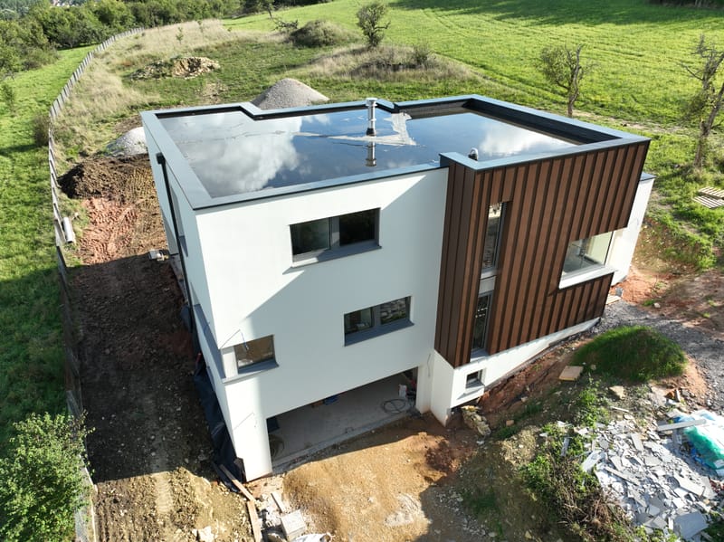 Etanchéité EPDM avec isolation - Bardage en aluminium pose en joint debout