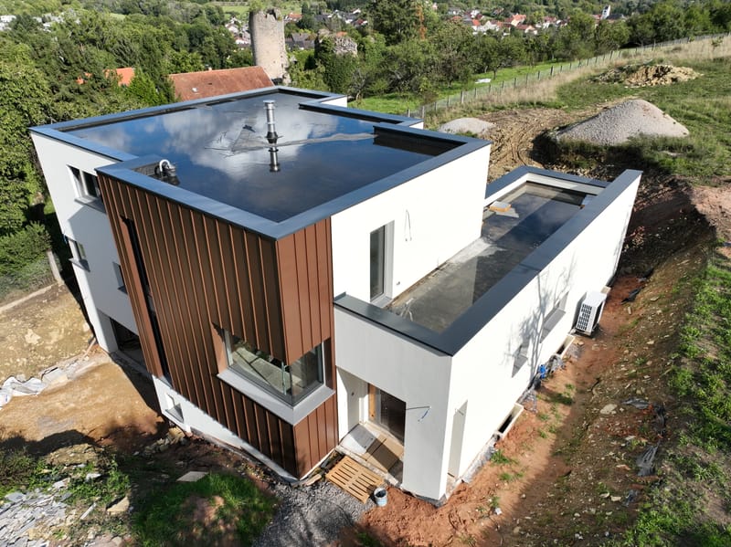 Etanchéité EPDM avec isolation - Bardage en aluminium pose en joint debout