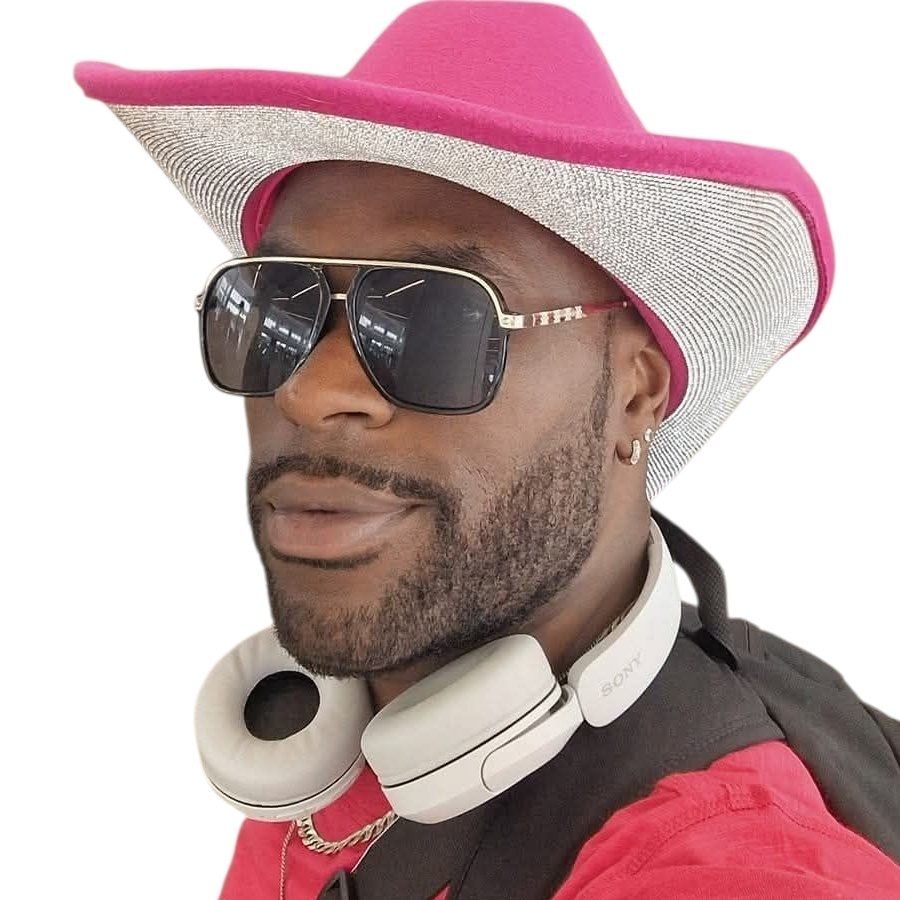 UK GARAGE ARTIST/ MC