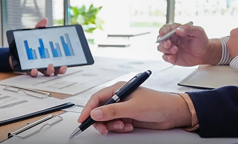 استشارات تخصصية