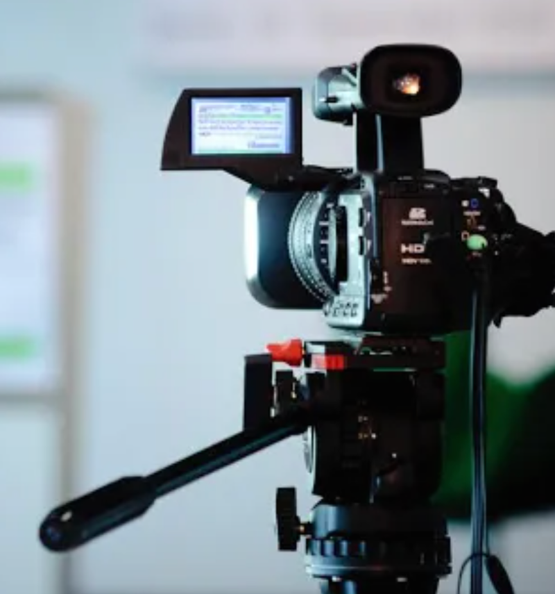 محاضرات مسجلة