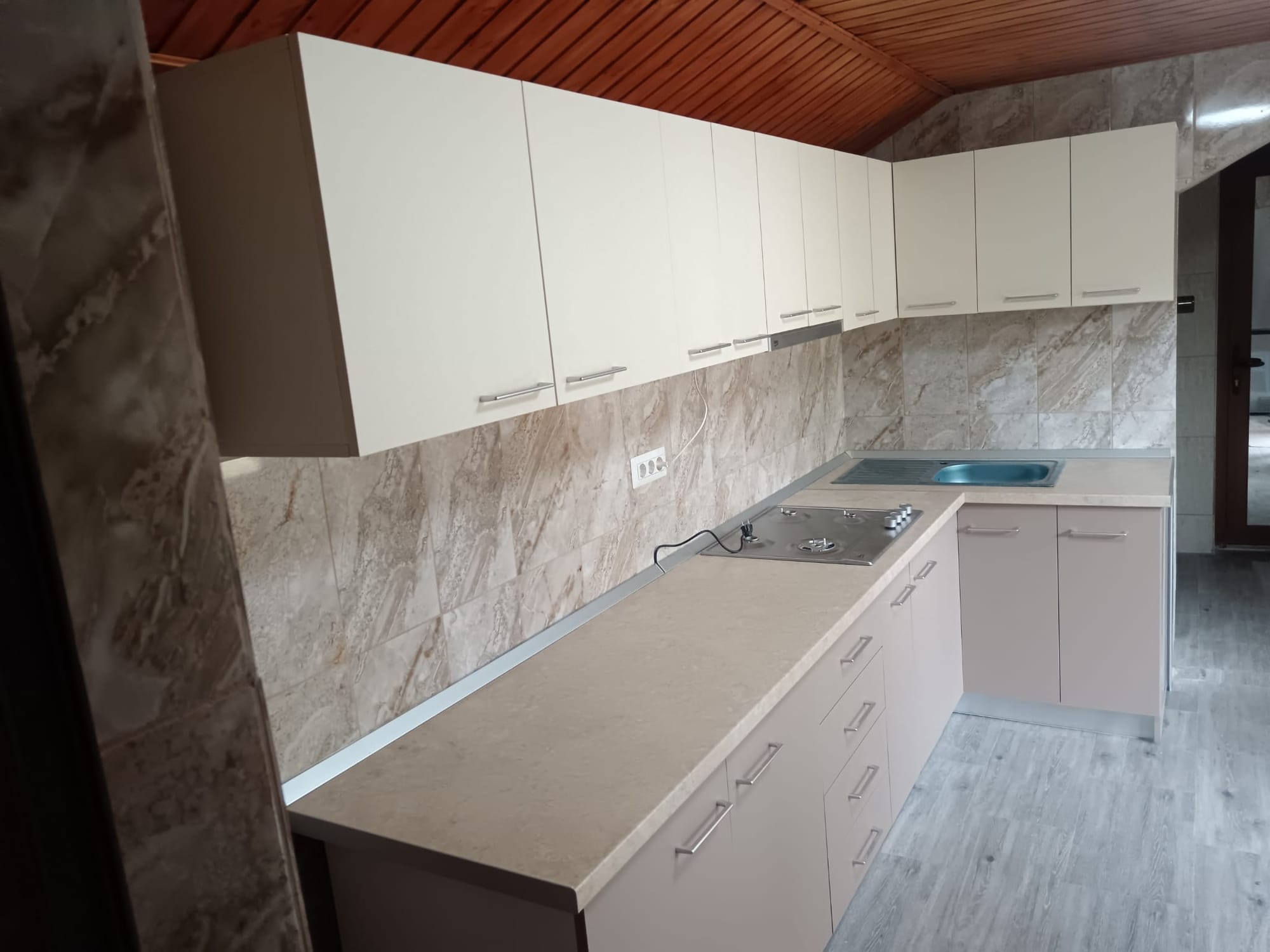 Mobilier de bucătărie modern