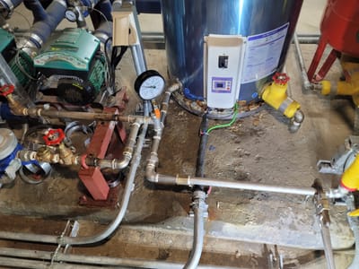 온수 배관 교체