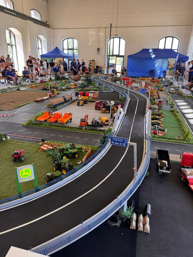 Trojhalí Ostrava (22.6.-23.6.)