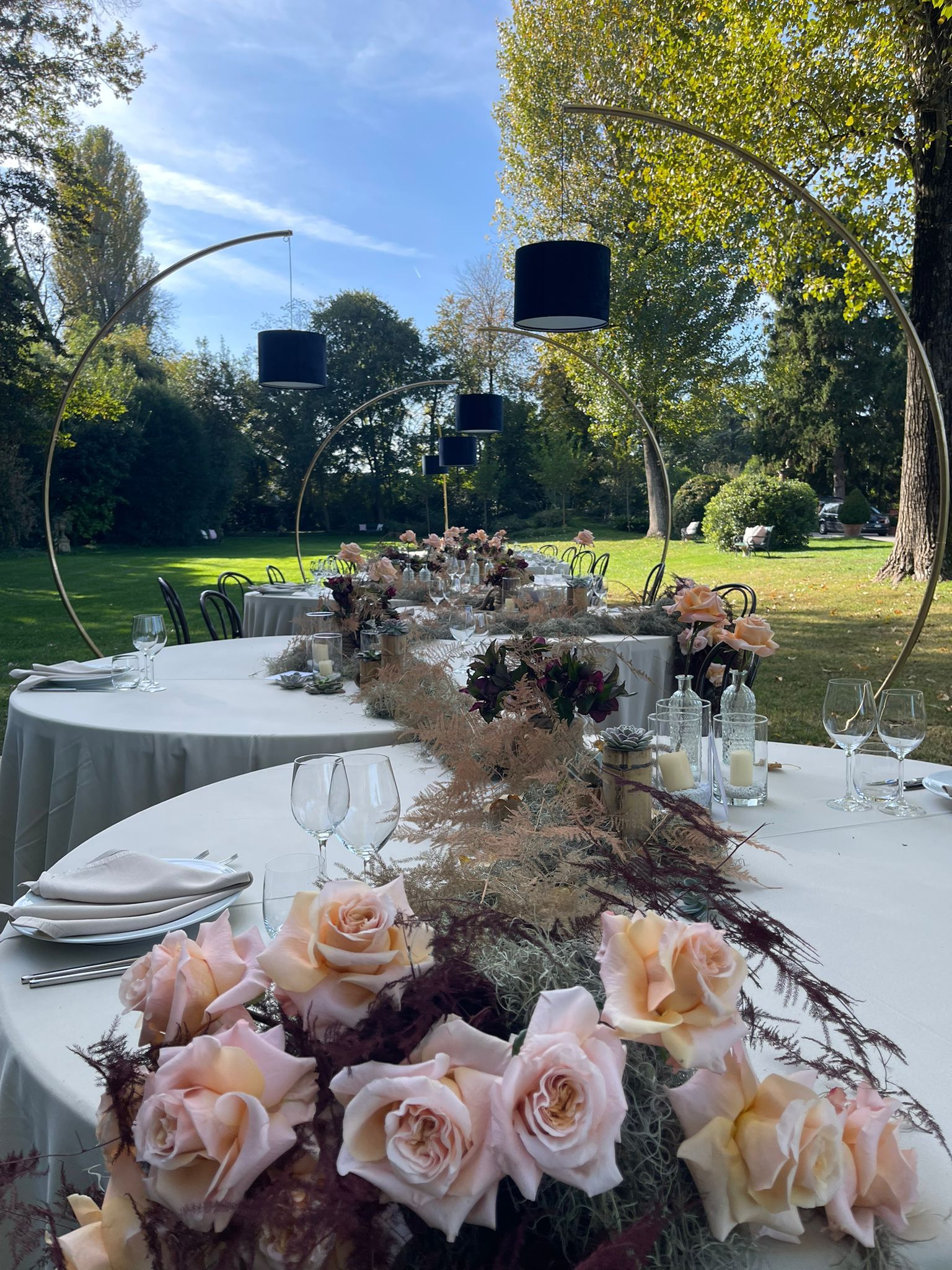 Le forme disegnano l’eleganza di un evento