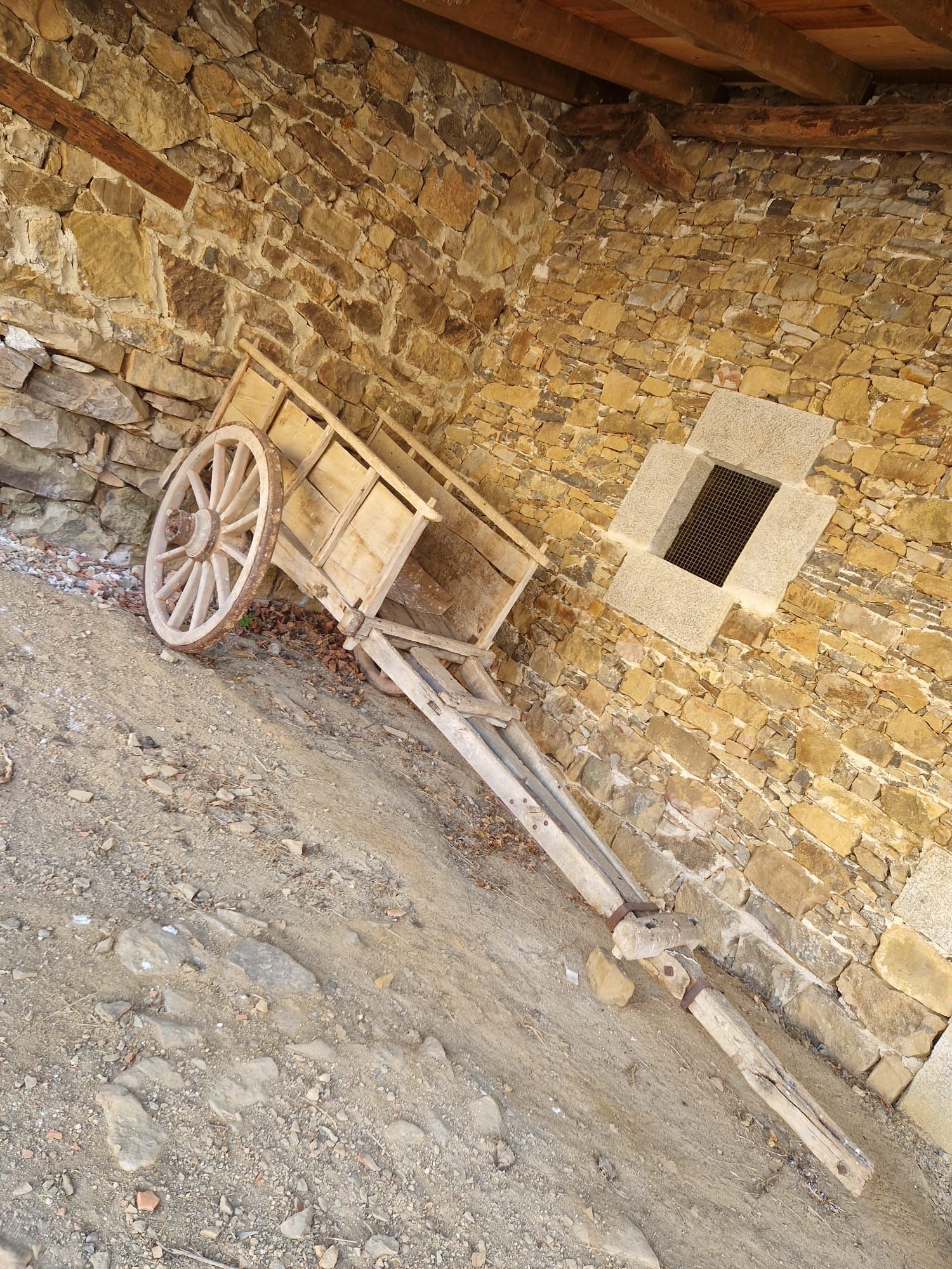 Antiguo carro de vacas (Lores)
