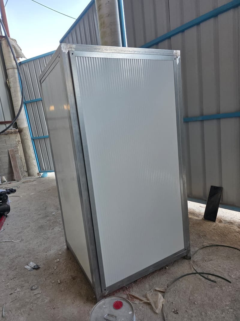 תא שירותים נייד 110×110 למכירה