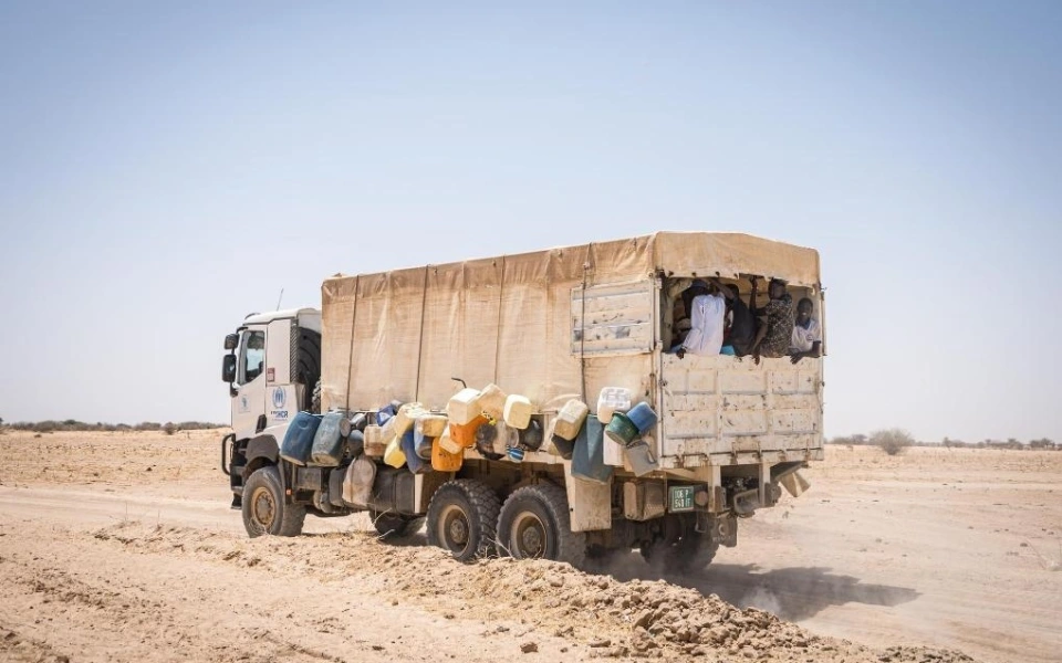 血迹太空可见，苏丹这场大屠杀何以发生
