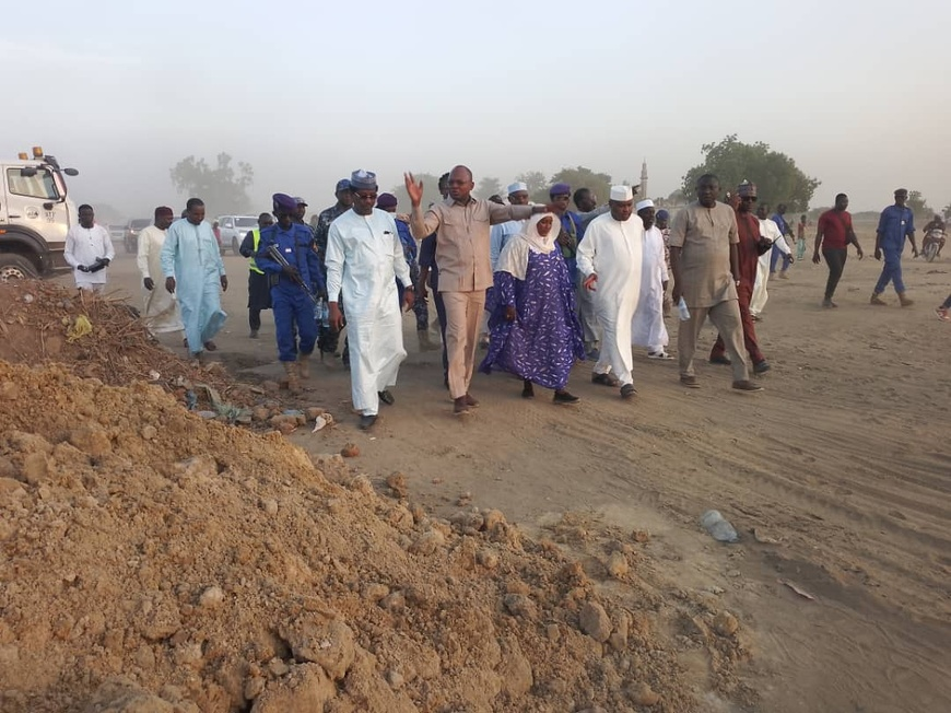 恩贾梅纳：恩格利拟建大型货运车辆新停车场以缓解城市交通压力