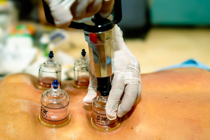 جلسة الأعشاب الطبيعية