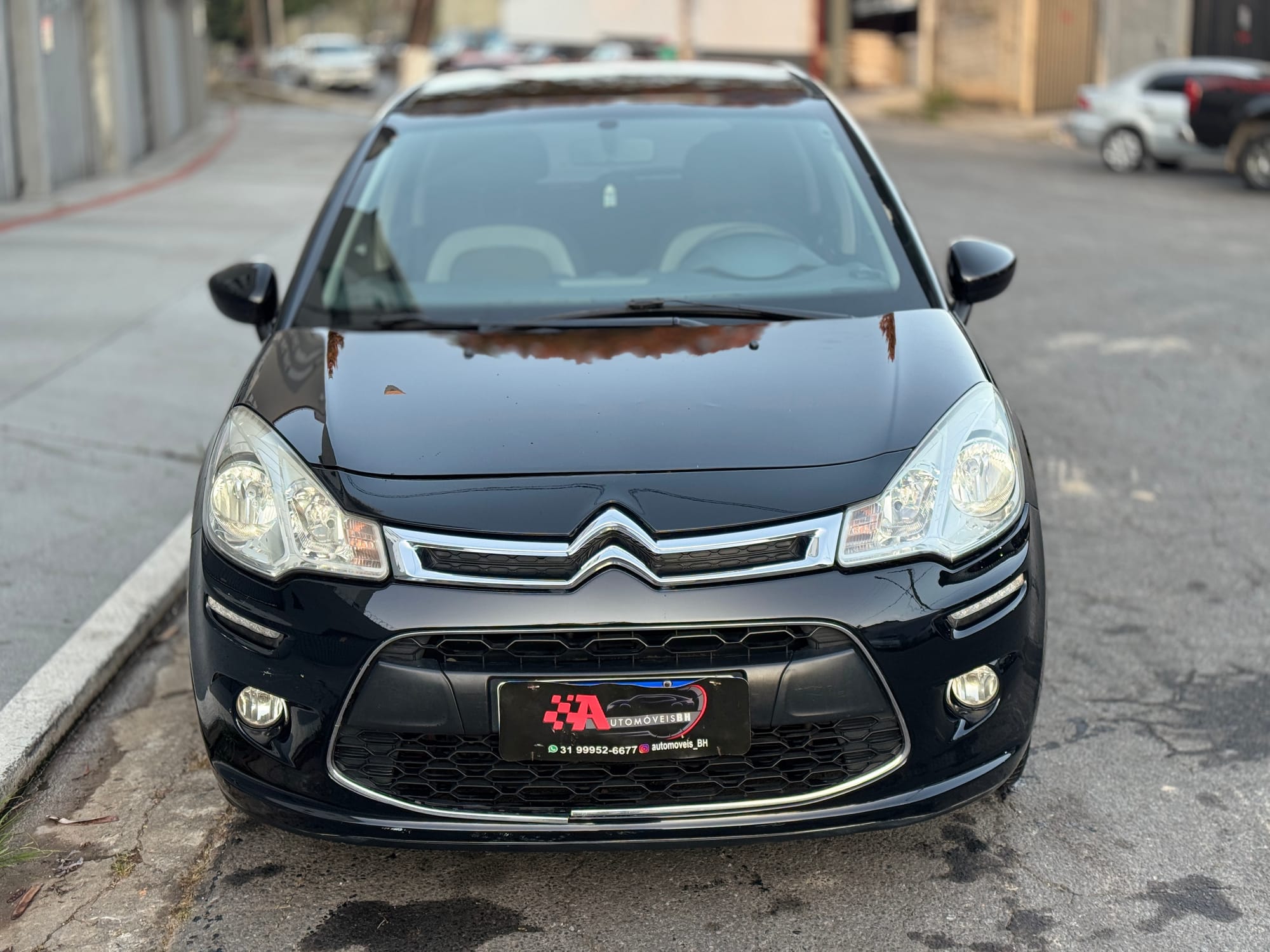 Citroën C3 Attraction 1.5 8V Flex - 2015/2016 - Manual - Preto - Estado de Zero