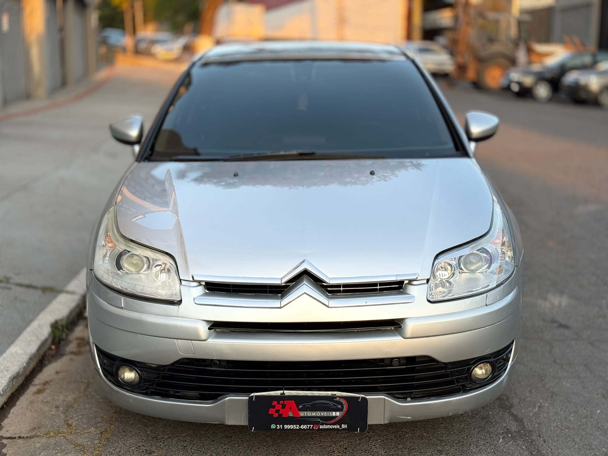 Citroën C4 Exclusive 2.0 Manual – 2010/2011 Prata | 140.000 km | Impecável