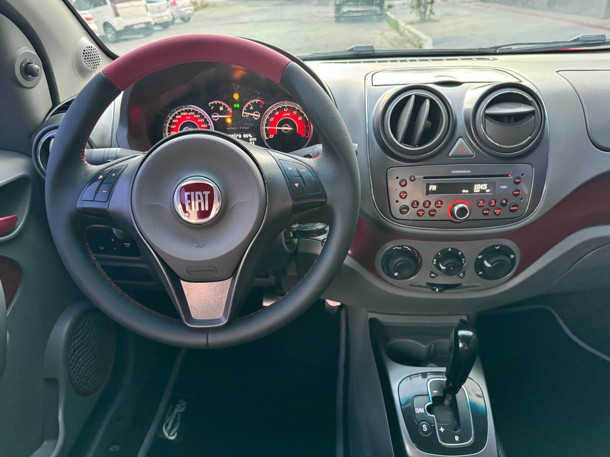 Fiat Palio Sporting 1.6 16V Dualogic - 2013/2013