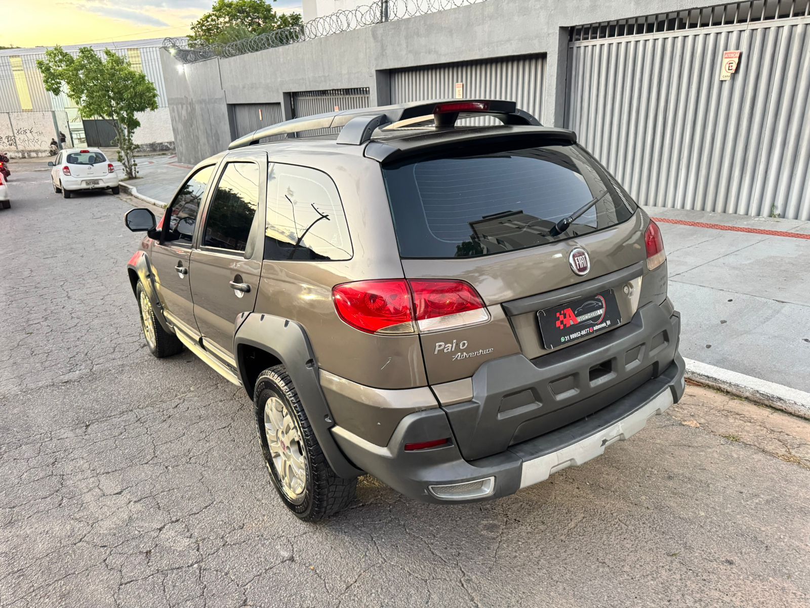 FIAT PALIO ADVENTURE LOCKER WEEKEND 1.8 DUALOGIC 11/12 – CINZA FLEX