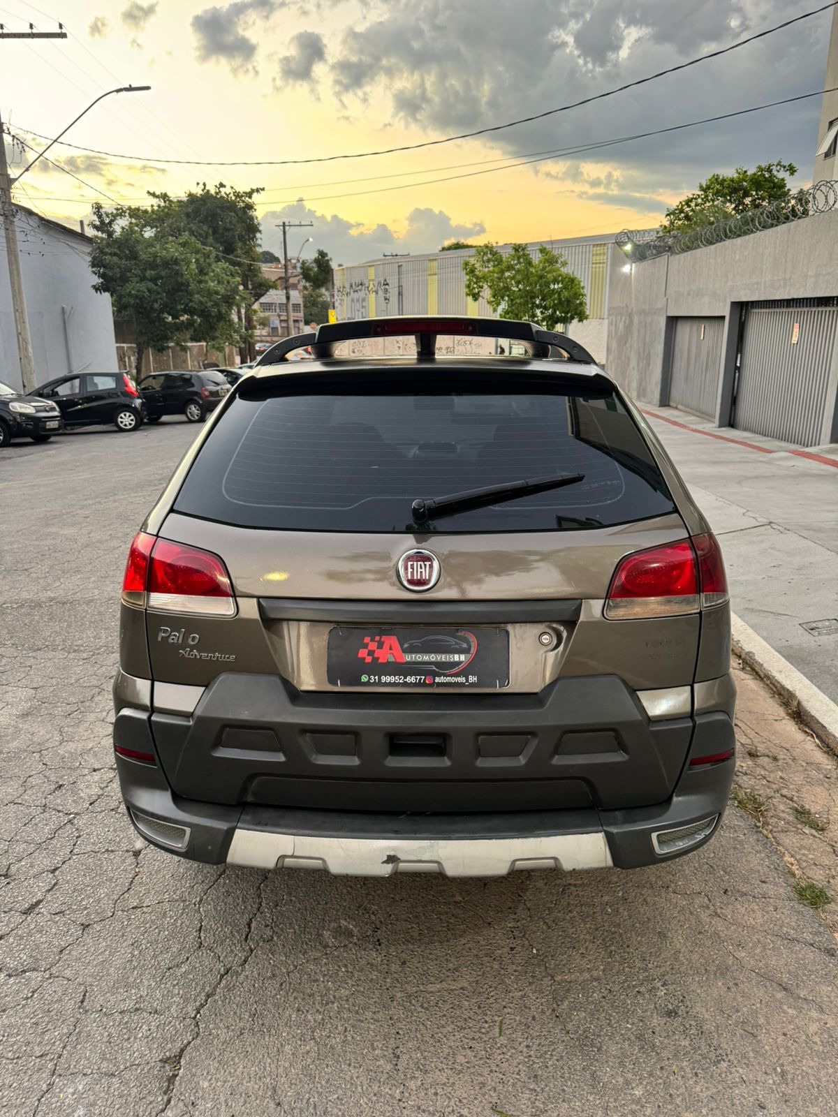 FIAT PALIO ADVENTURE LOCKER WEEKEND 1.8 DUALOGIC 11/12 – CINZA FLEX