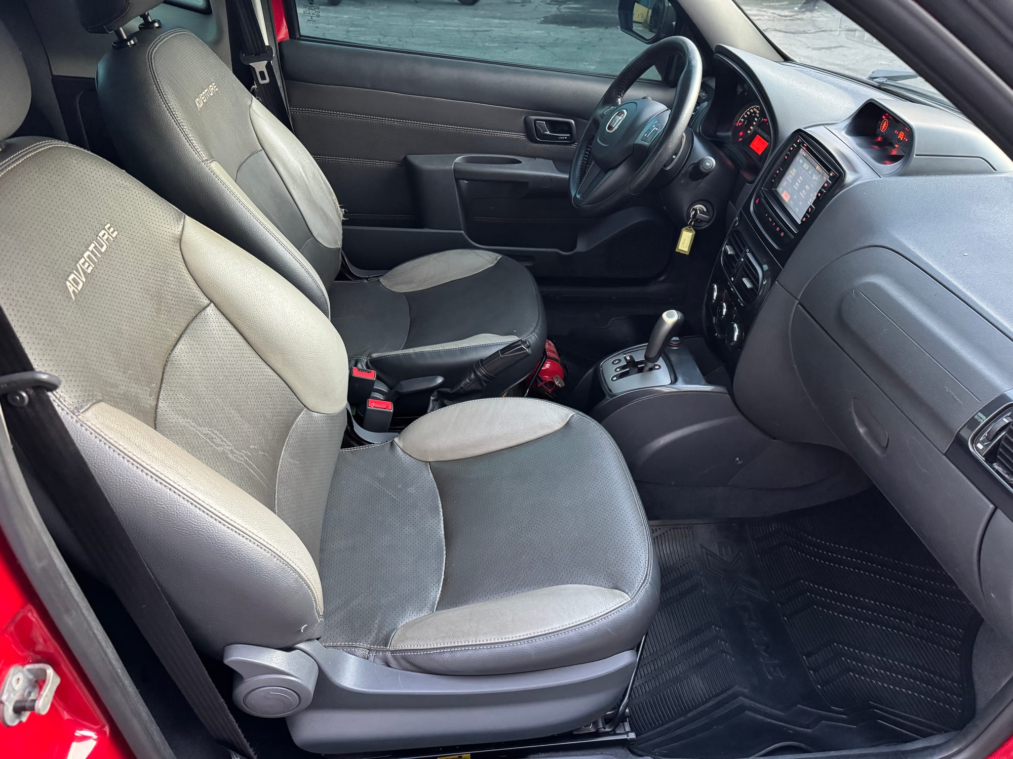 FIAT STRADA ADVENTURE LOCKER DUALOGIC 1.8 FLEX - 2015/2016