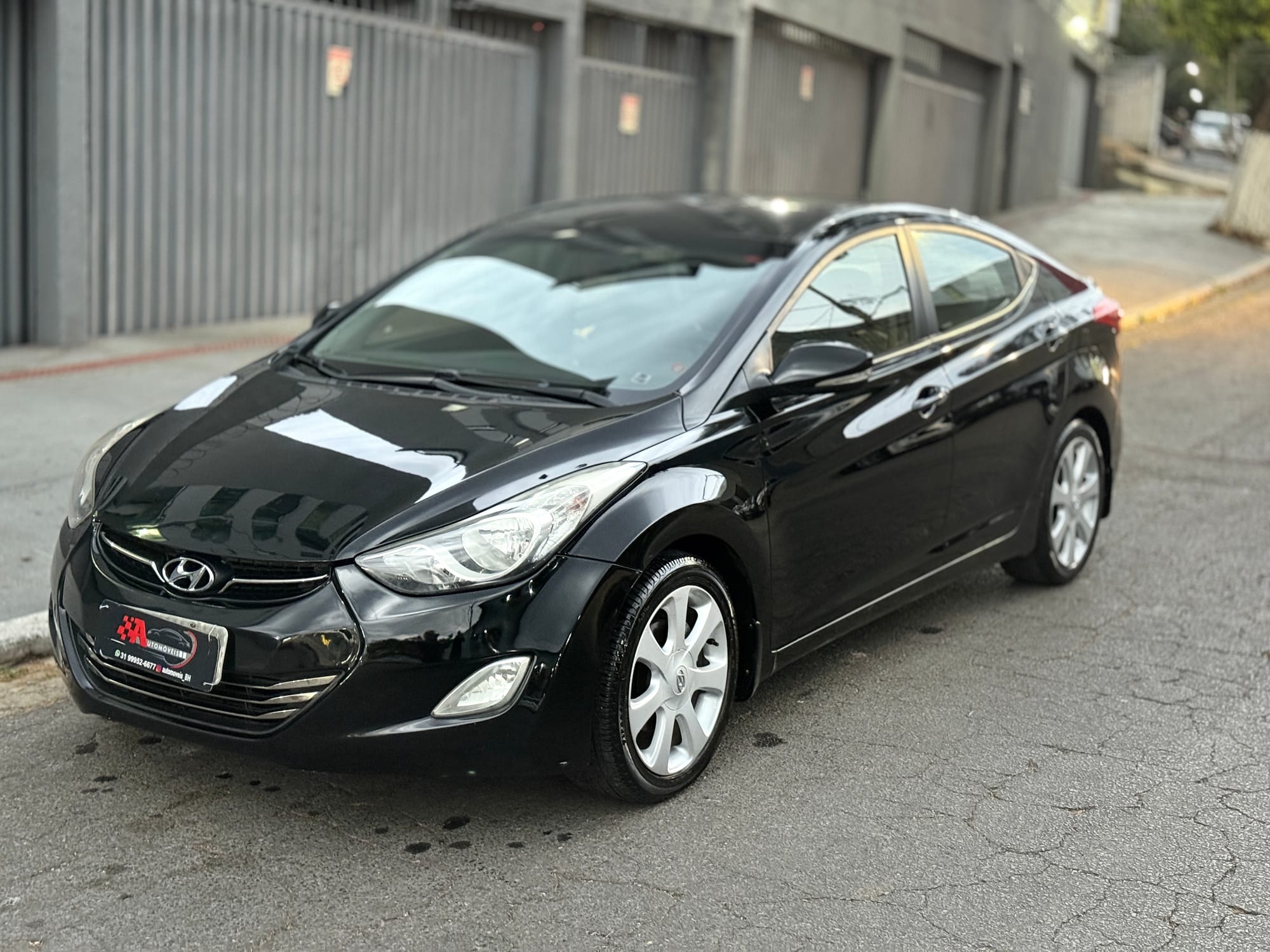 Hyundai Elantra GLS Automático 1.8 – 2011/2012