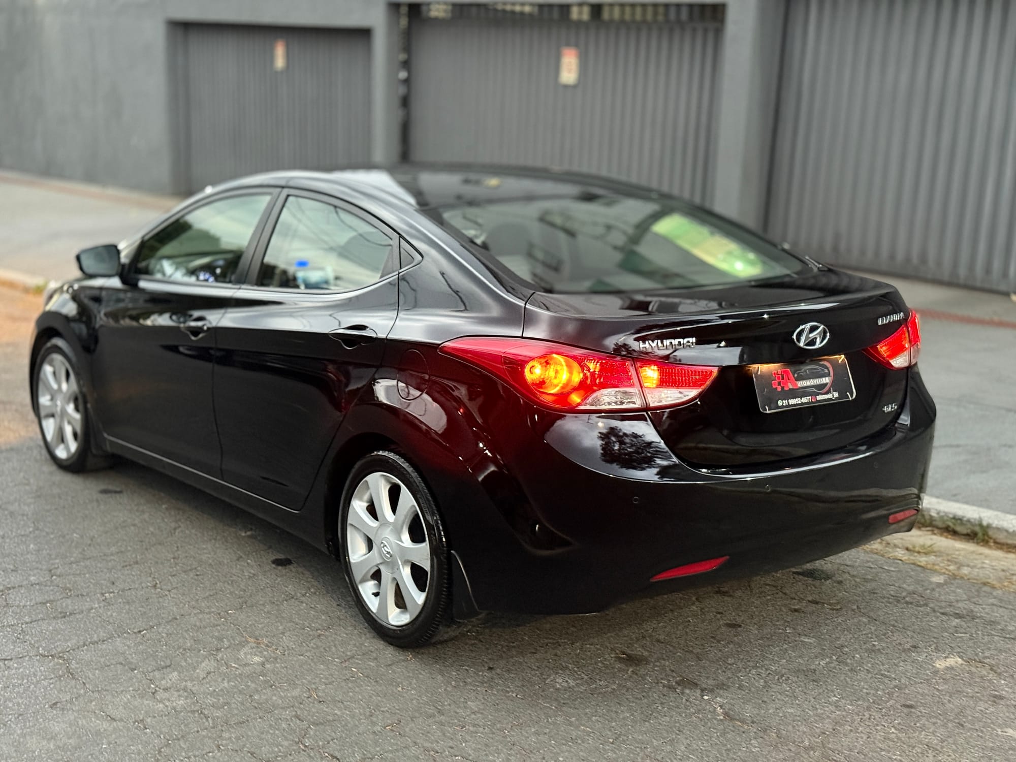 Hyundai Elantra GLS Automático 1.8 – 2011/2012