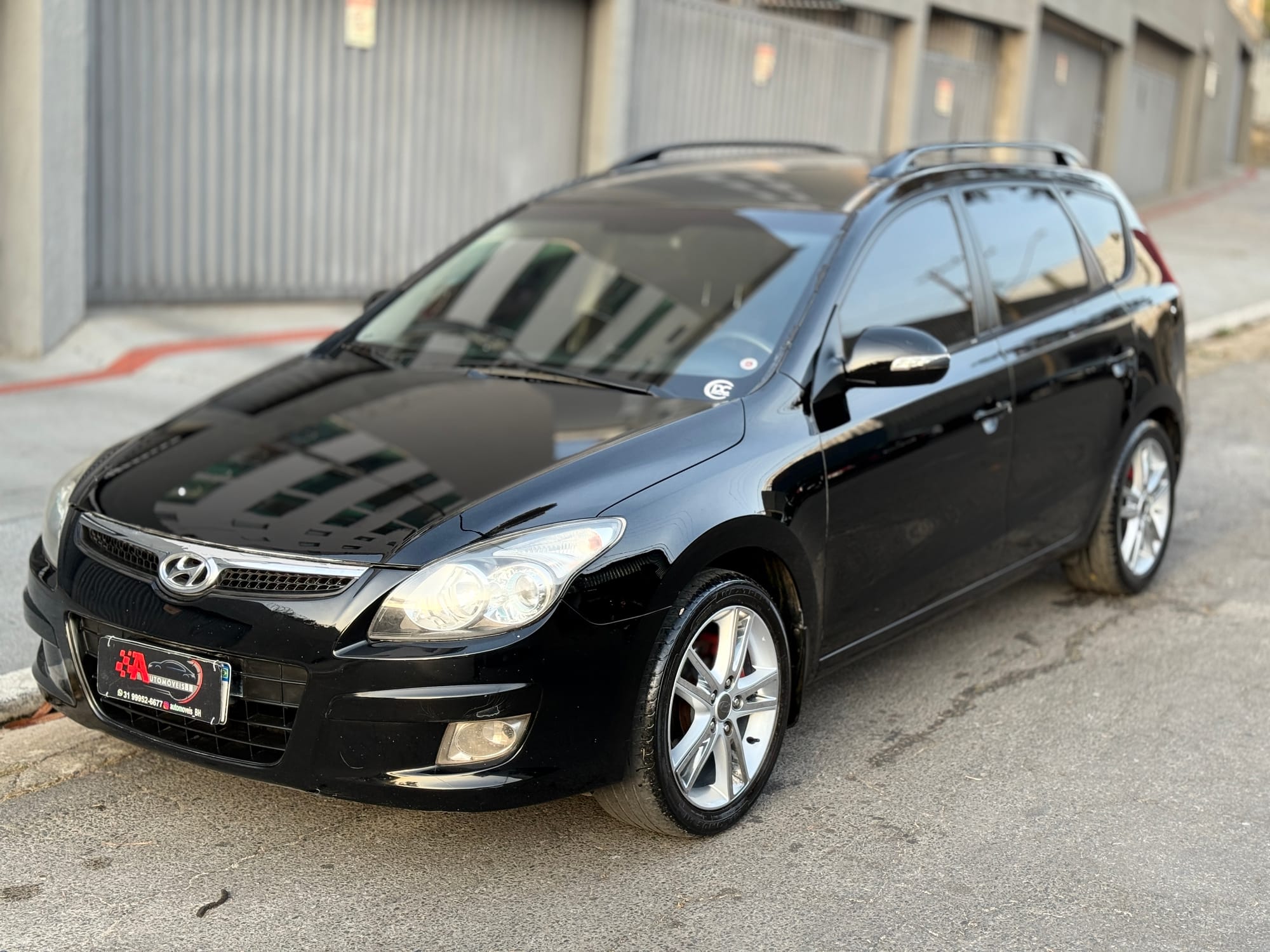 Hyundai i30 CW 2.0 Automático 12/12 – Carro Extra, Completo!