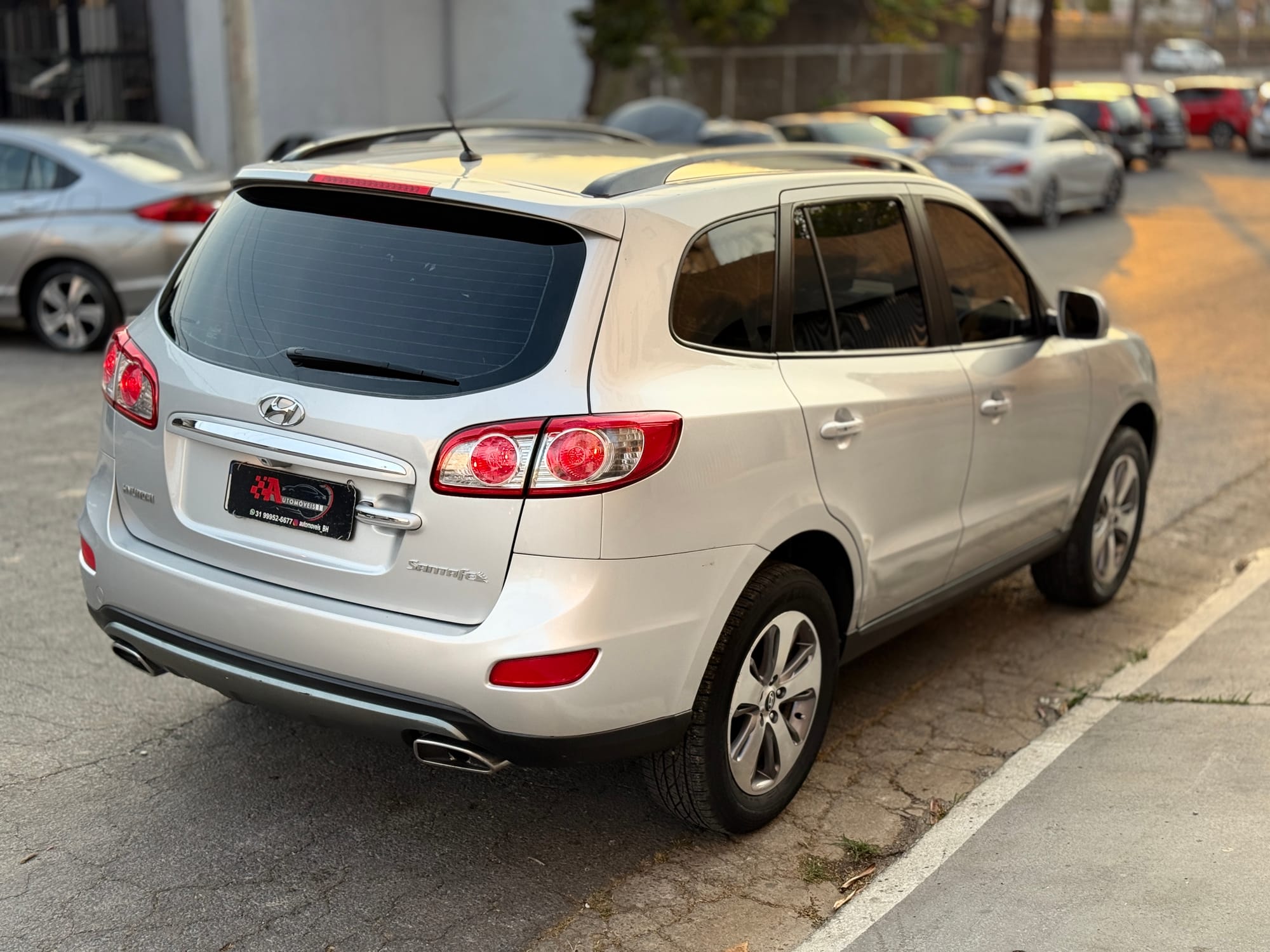 Hyundai Santa Fe 2.4 Automática – 2011/2012 Prata – 120.000 km