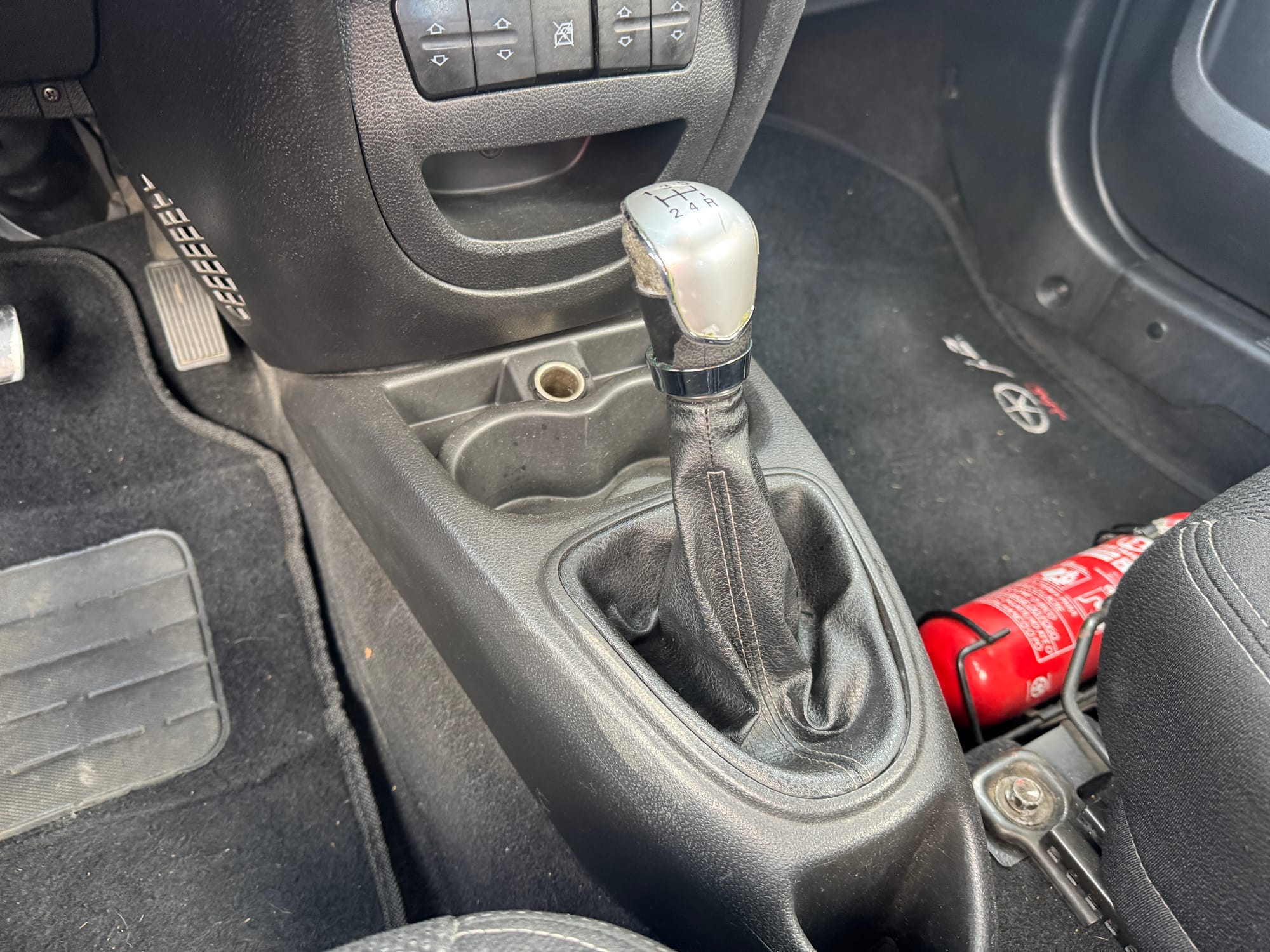 JAC J2 1.4 12/13 – COMPLETO + RODAS DE LIGA – 113.000KM – PRETO