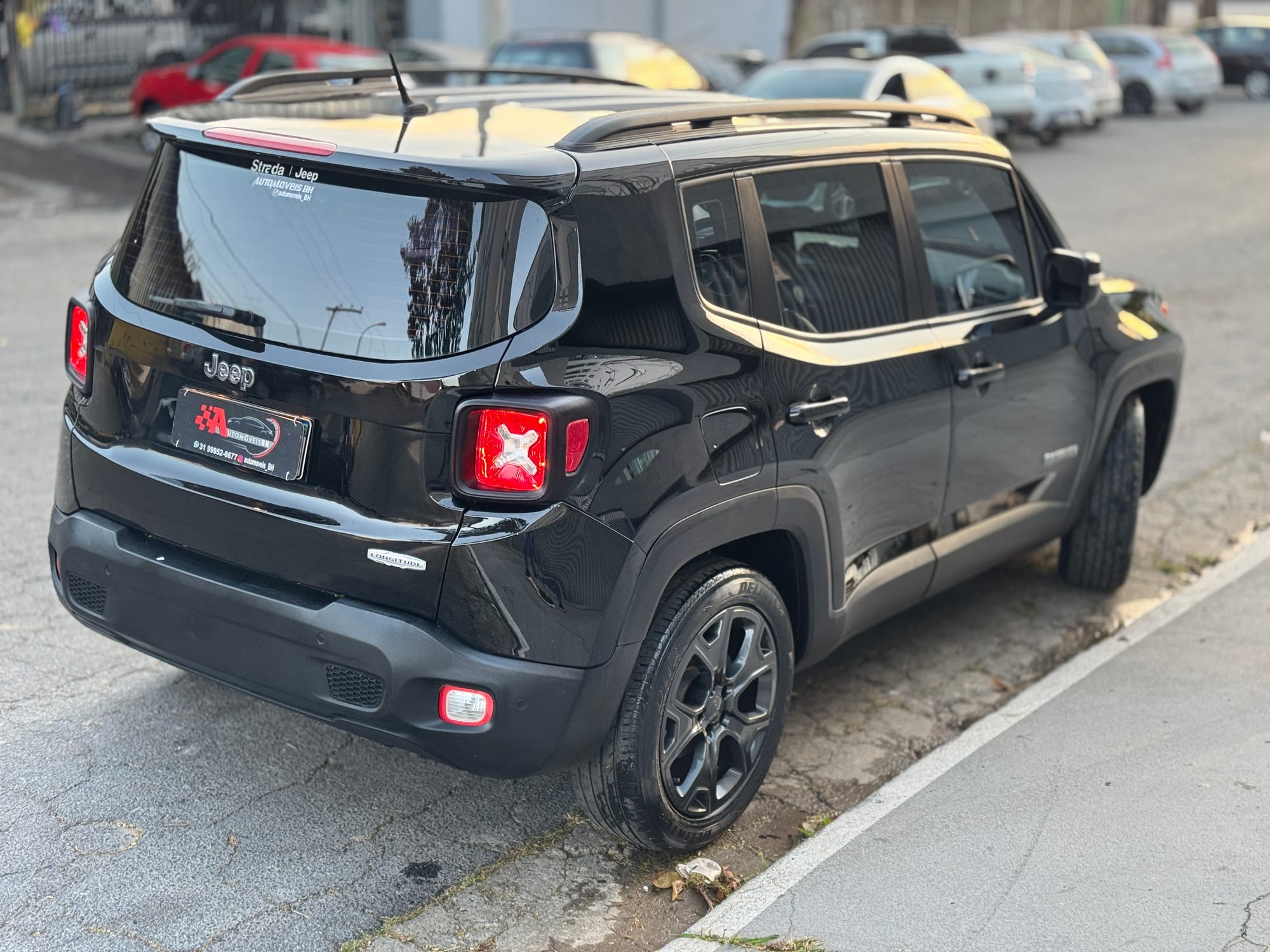 Jeep Renegade Longitude 1.8 4x2 Flex Automático 2015/2016 100.000 km | Cor preto | Oportunidade única
