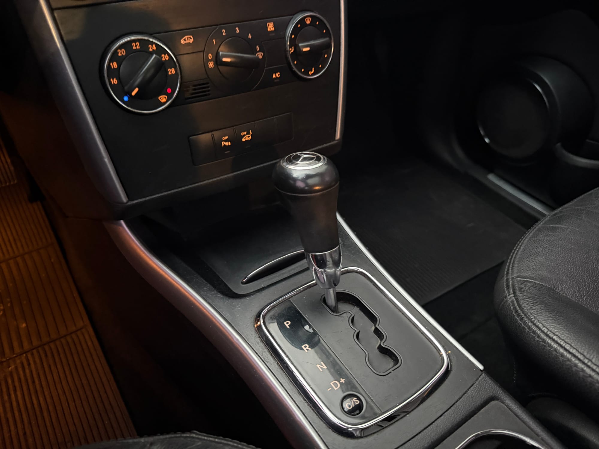 Mercedes-Benz B180 Automático 2010/2010 – 130.000 km