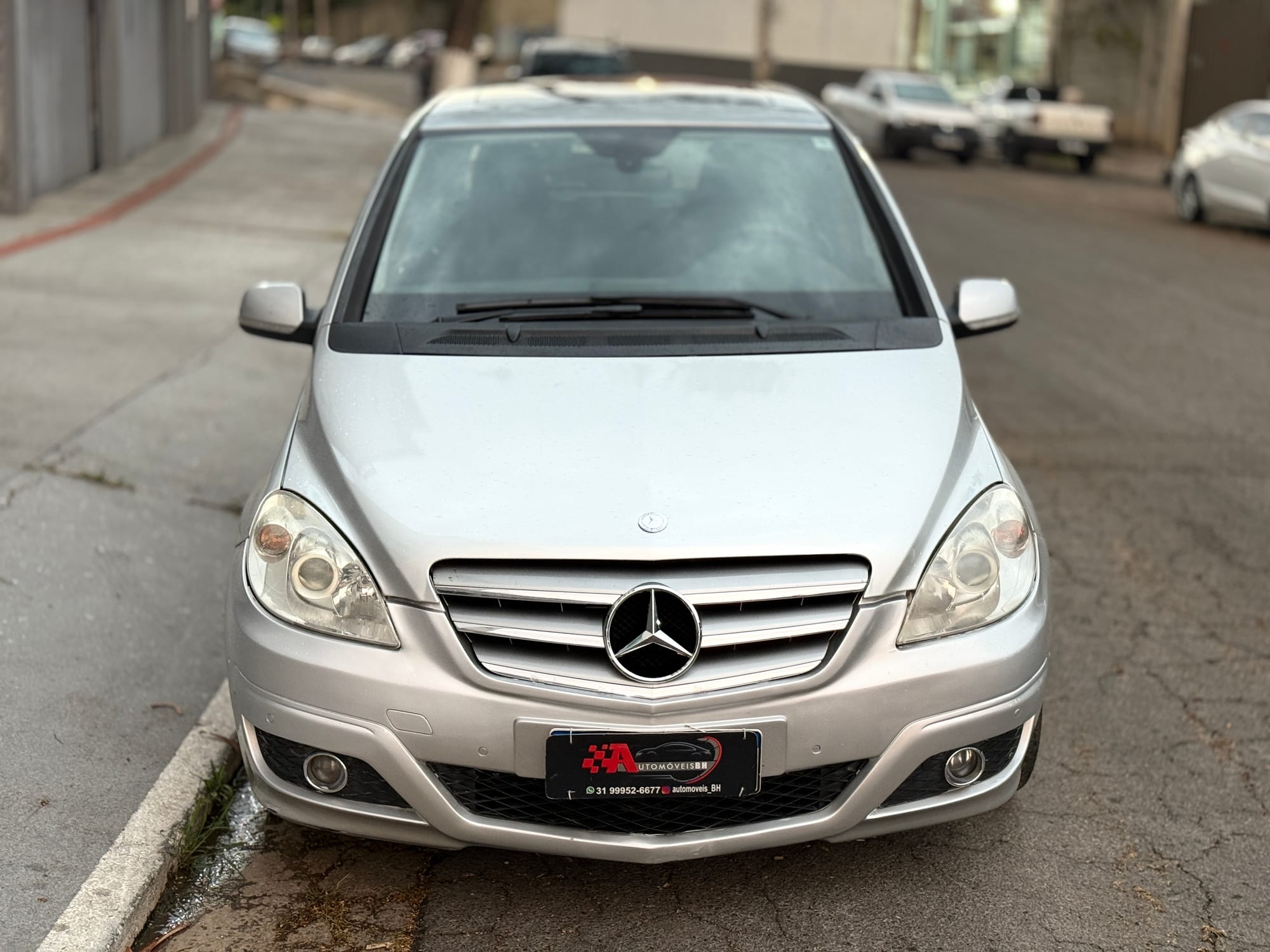 Mercedes-Benz B180 Automático 2010/2010 – 130.000 km
