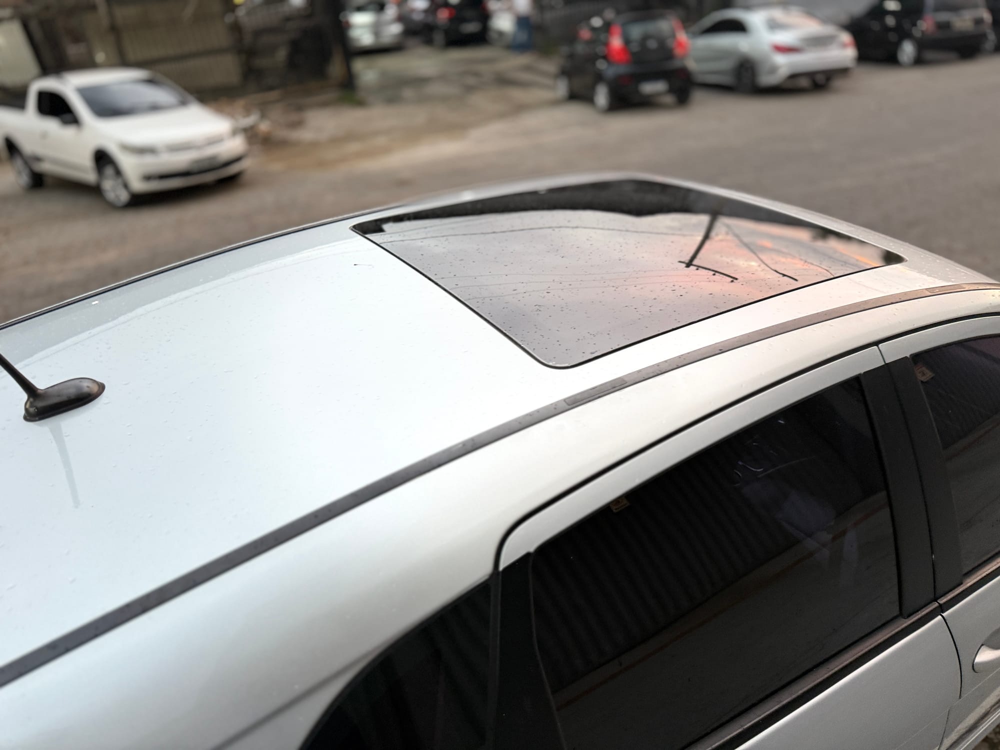 Mercedes-Benz B180 Automático 2010/2010 – 130.000 km