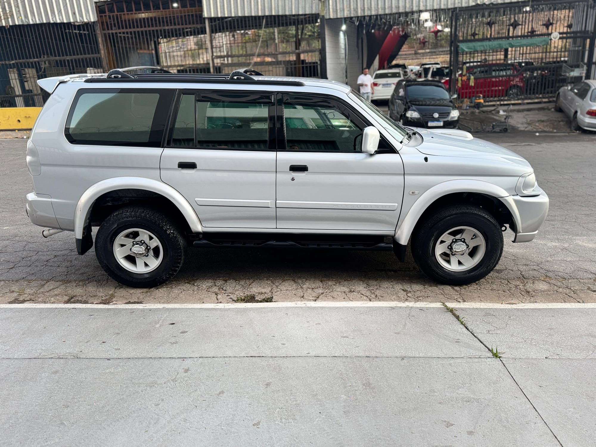 PAJERO SPORT 2.8 HPE 4X4 TURBO DIESEL AUTOMÁTICO – 2005/2005| A MAIS NOVA DE BH! IMPECÁVEL!