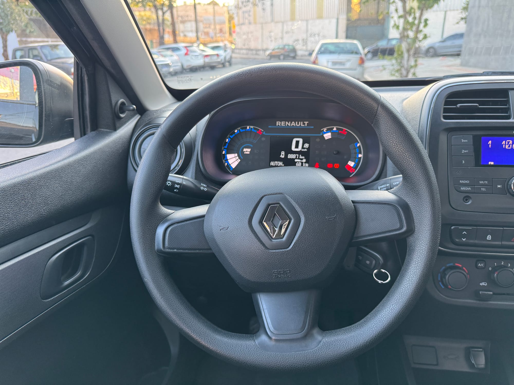 Renault Kwid Zen 1.0 Flex 2023/2024 Abaixo da Tabela FIPE – Oportunidade Imperdível!