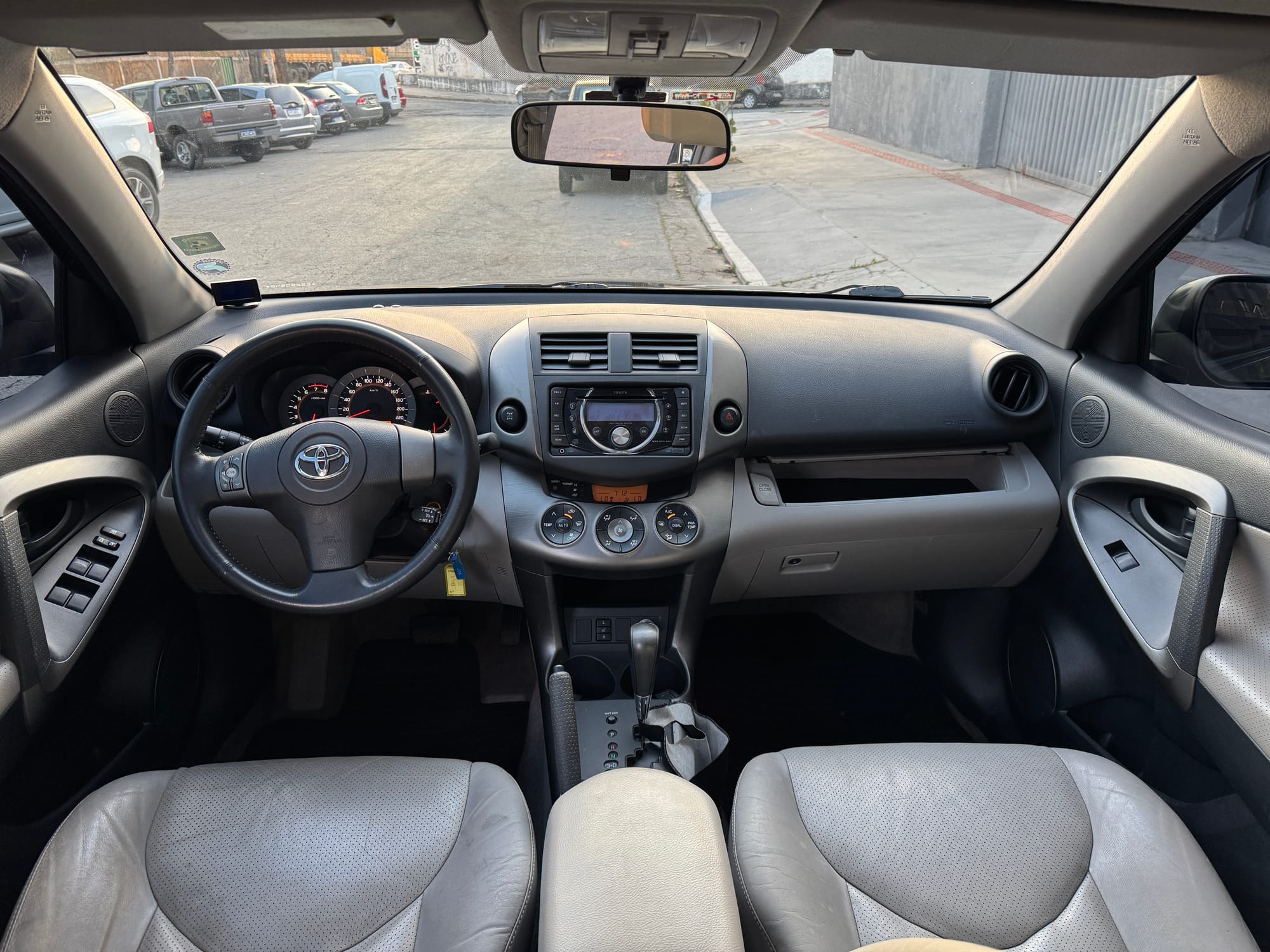 Toyota RAV4 2.4 4x4 Automática – 2011/2011 – 115.000 km