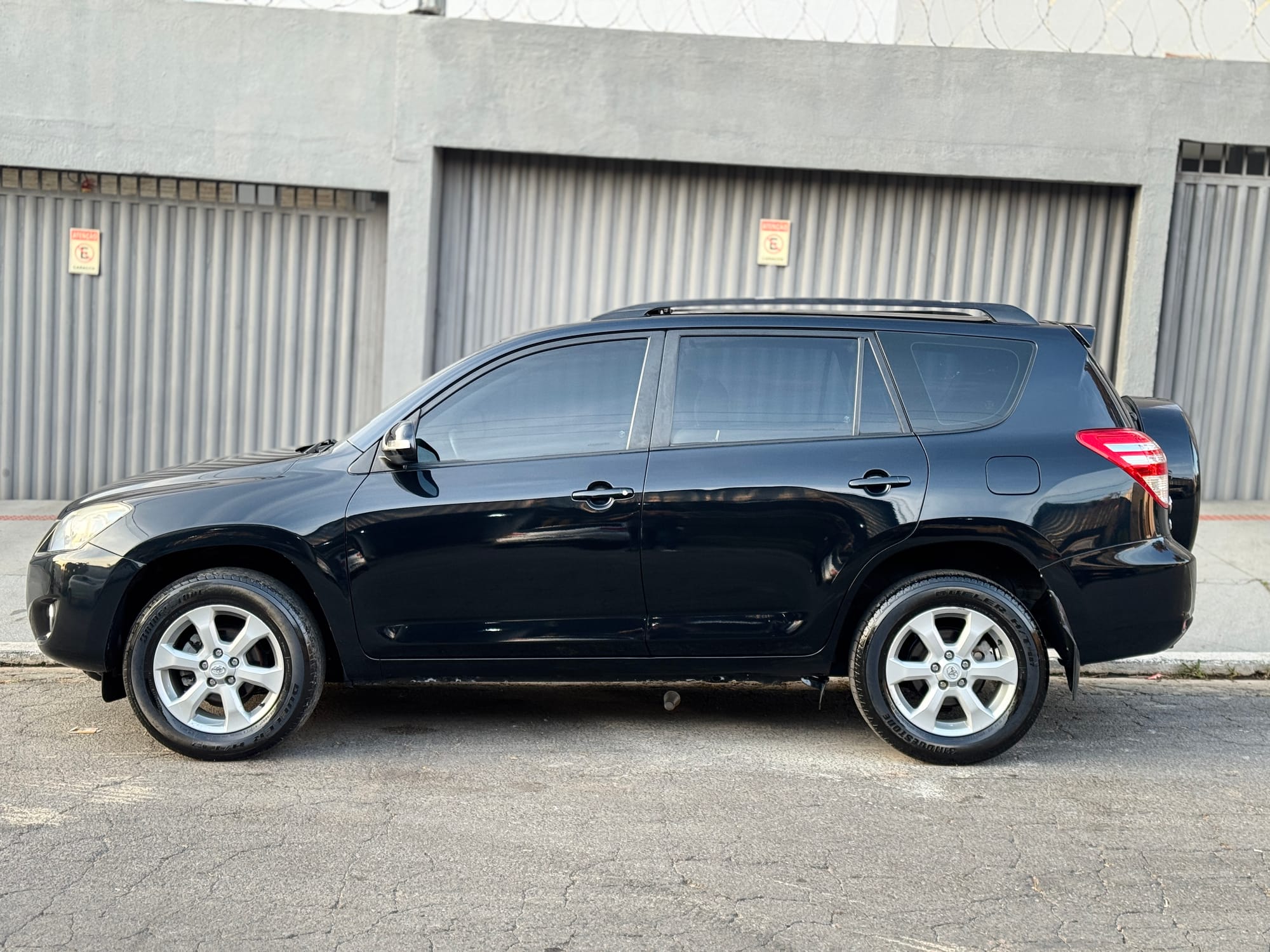 Toyota RAV4 2.4 4x4 Automática – 2011/2011 – 115.000 km